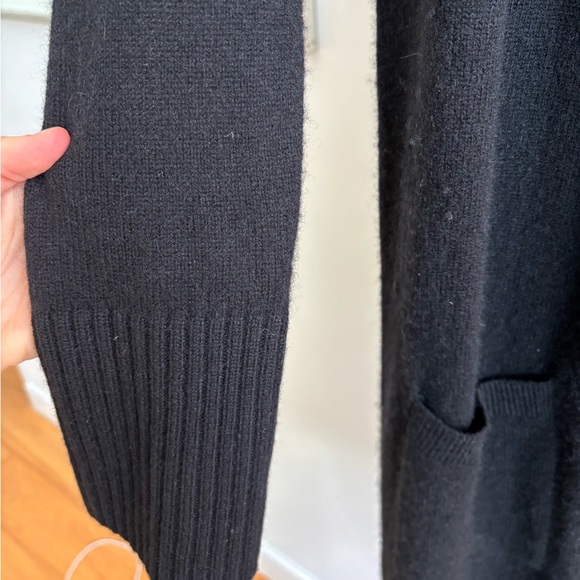 White + Warren Long Black Cardigan with Pockets - Picture 3 of 4